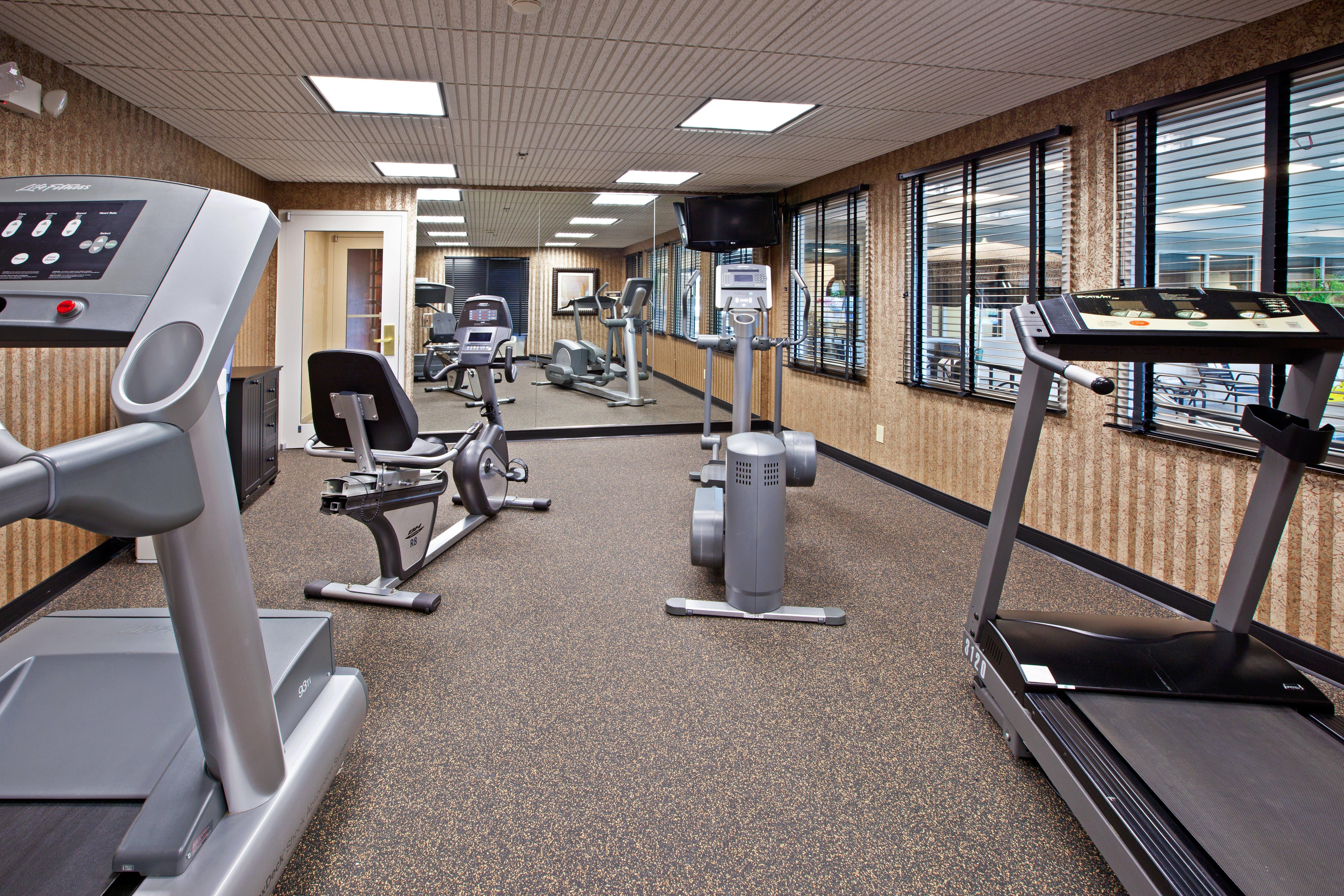 Holiday Inn Express Hotel & Suites Greenwood Facilities photo